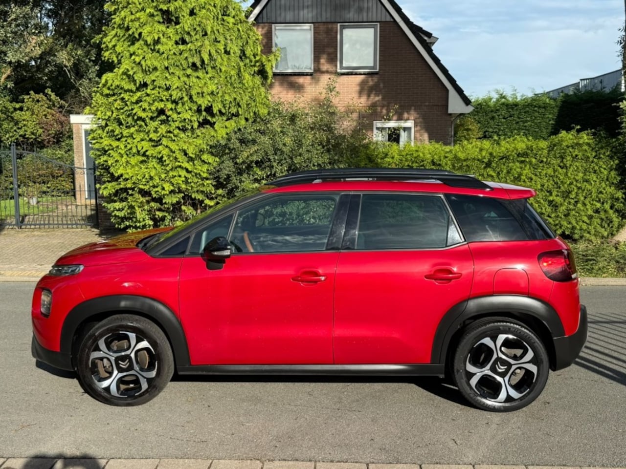 Citroën C3 Aircross - 1.2 Pure Tech/Shineenshine Business/automaat/opendak - AutoWereld.nl