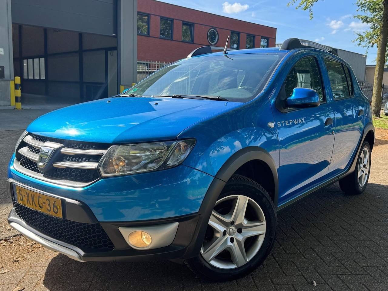 Dacia Sandero Stepway - 0.9 TCe Lauréate 2014 - AutoWereld.nl