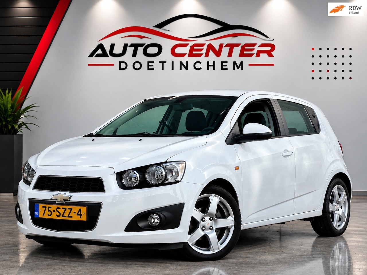 Chevrolet Aveo - 1.4 LTZ Airco NweApk Trekhaak - AutoWereld.nl