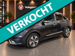 Kia Niro - 1.6 GDi PHEV DynamicLine / SOH 100% /navigatie / carplay / stoel en stuurverwarming