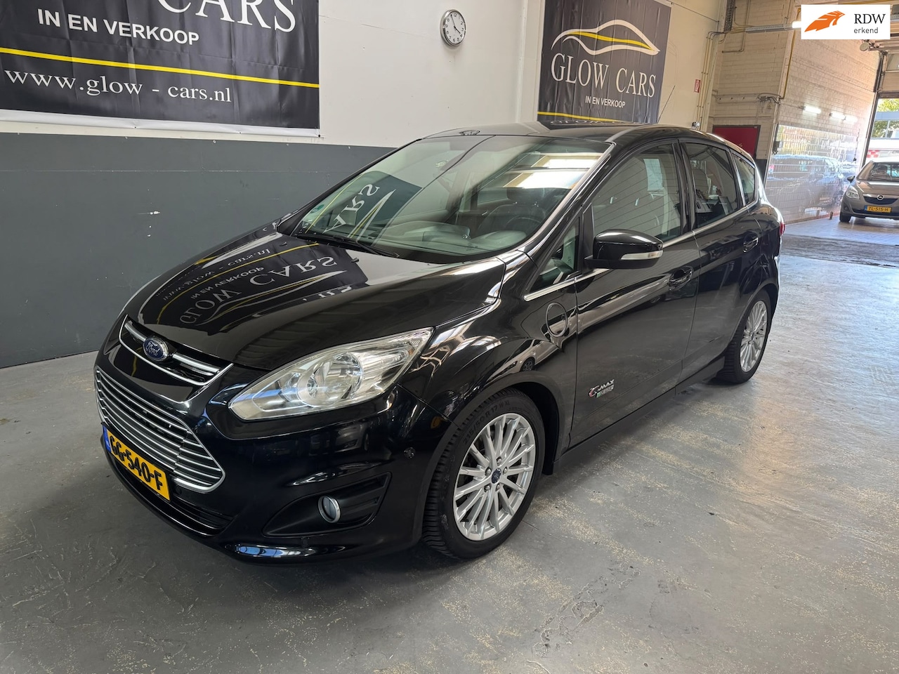 Ford C-Max - 2.0 Plug-in Hybrid Titanium Plus |AUT|CAMERA|TREKHAAK|STOEL.V - AutoWereld.nl