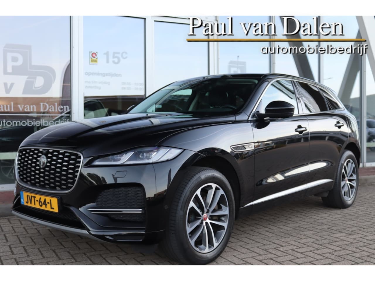 Jaguar F-Pace - 2.0 P400e 404PK AWD S Trekhaak | Navi | 360 Camera | Leer | Cruise | Electr.Stoelen | Stoe - AutoWereld.nl
