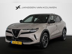 Alfa Romeo Junior - 1.2 Turbo Hybrid Ibrida Speciale Pano Sabelt Trekhaak Stoelverwarming Keyless