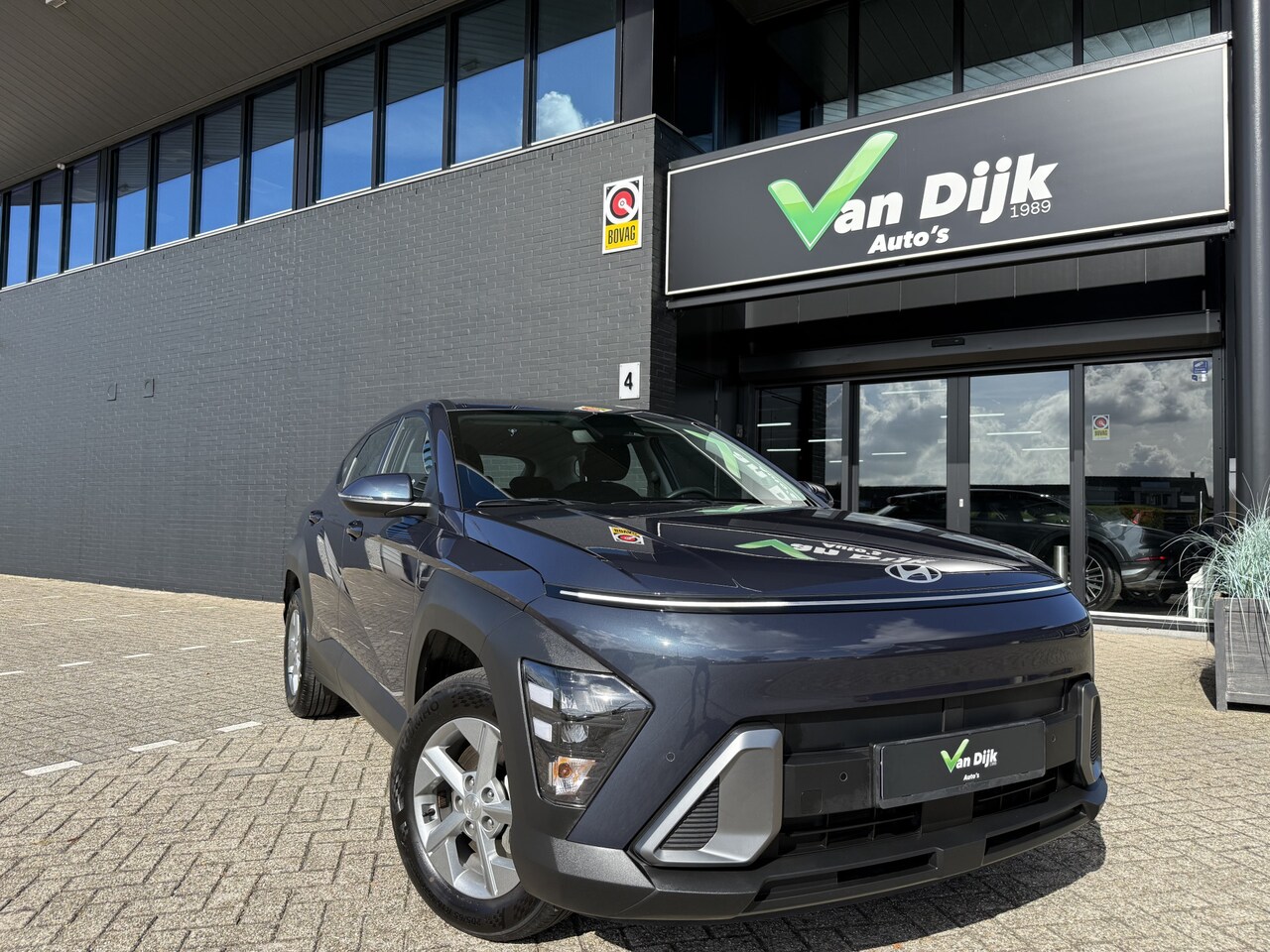 Hyundai Kona - 1.6 GDI HEV Comfort Navi Camera Keyless - AutoWereld.nl