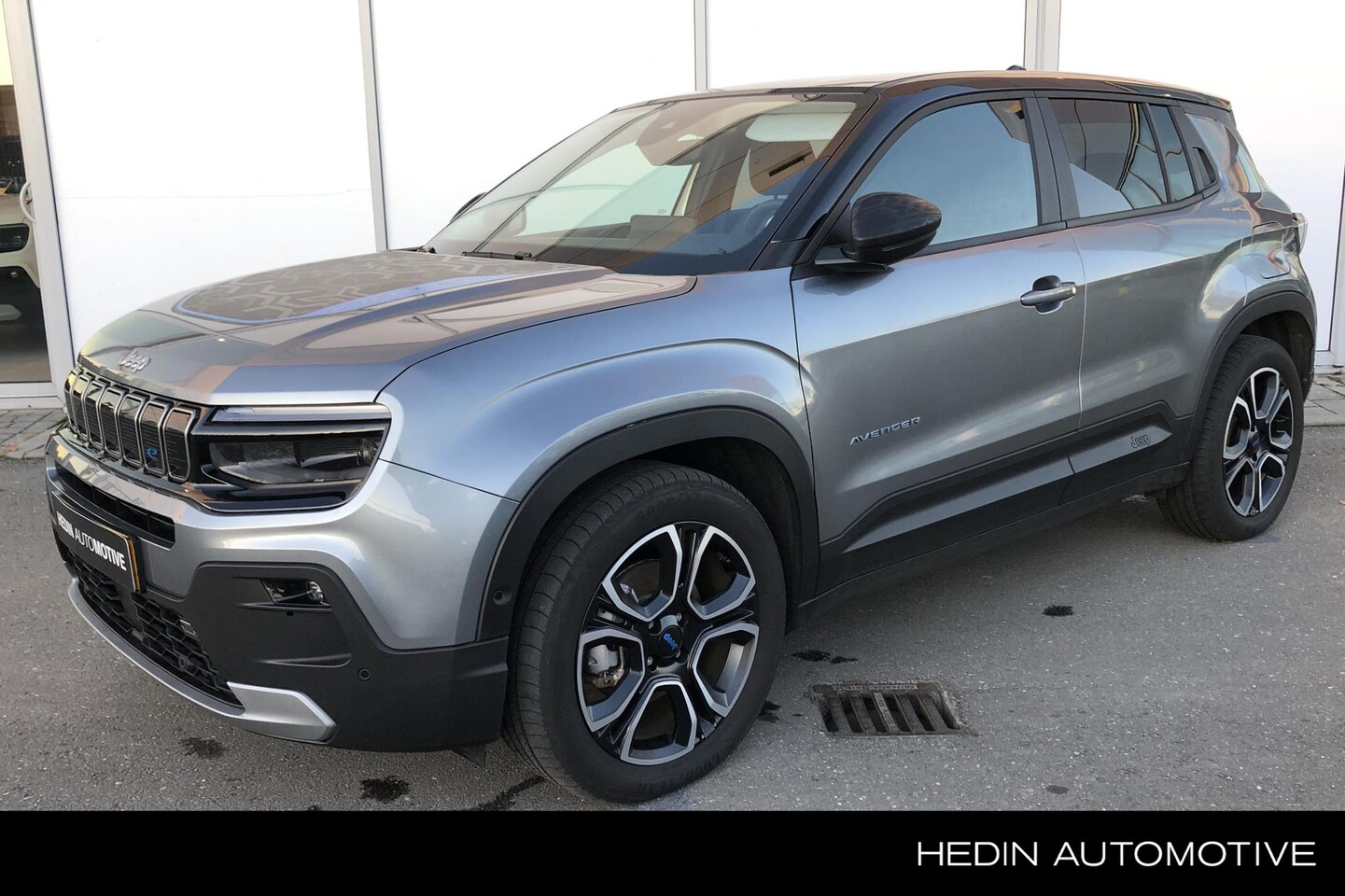 Jeep Avenger - 1st Edition 54 kWh Navigatie | Stoelverwarming | Android auto/Apple carplay | Climate cont - AutoWereld.nl