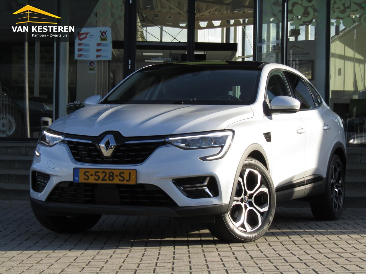 Renault Arkana - 1.6 E-TECH Hybrid 143pk Aut Techno / Zwart Dak / Trekhaak / Stoelverwarming / Navigatie / - AutoWereld.nl