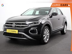 Volkswagen T-Roc - 1.5 TSI 150pk Automaat Style Navigatie Apple Carplay/Android Auto Parkeersensoren Camera A