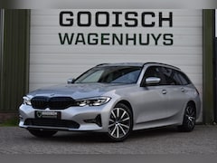 BMW 3-serie Touring - 320i Executive Edition | Comfort stoelen | Carplay |