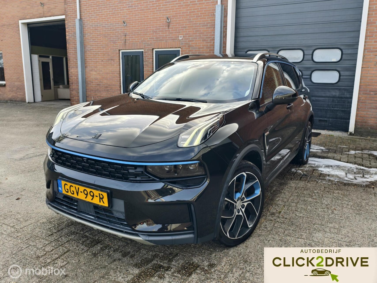 Lynk & Co 01 - BTW auto! Pano, 360° camera, climate stoelverw. - AutoWereld.nl