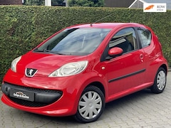 Peugeot 107 - 1.0-12V Automaat XS | ELEKTRISCHE RAMEN | CENTRALE DEURVERGRENDELING
