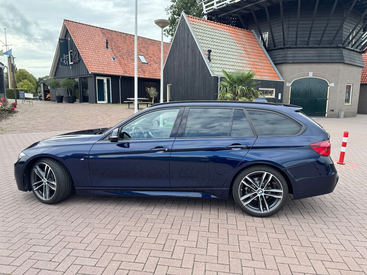 BMW 3-serie Touring - 318i M Sport Edition - AutoWereld.nl