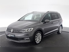 Volkswagen Touran - 1.4 TSI Connected Series 7p Trekhaak, Stoelverwarming, Cruise, Parkeersensoren voor/achter