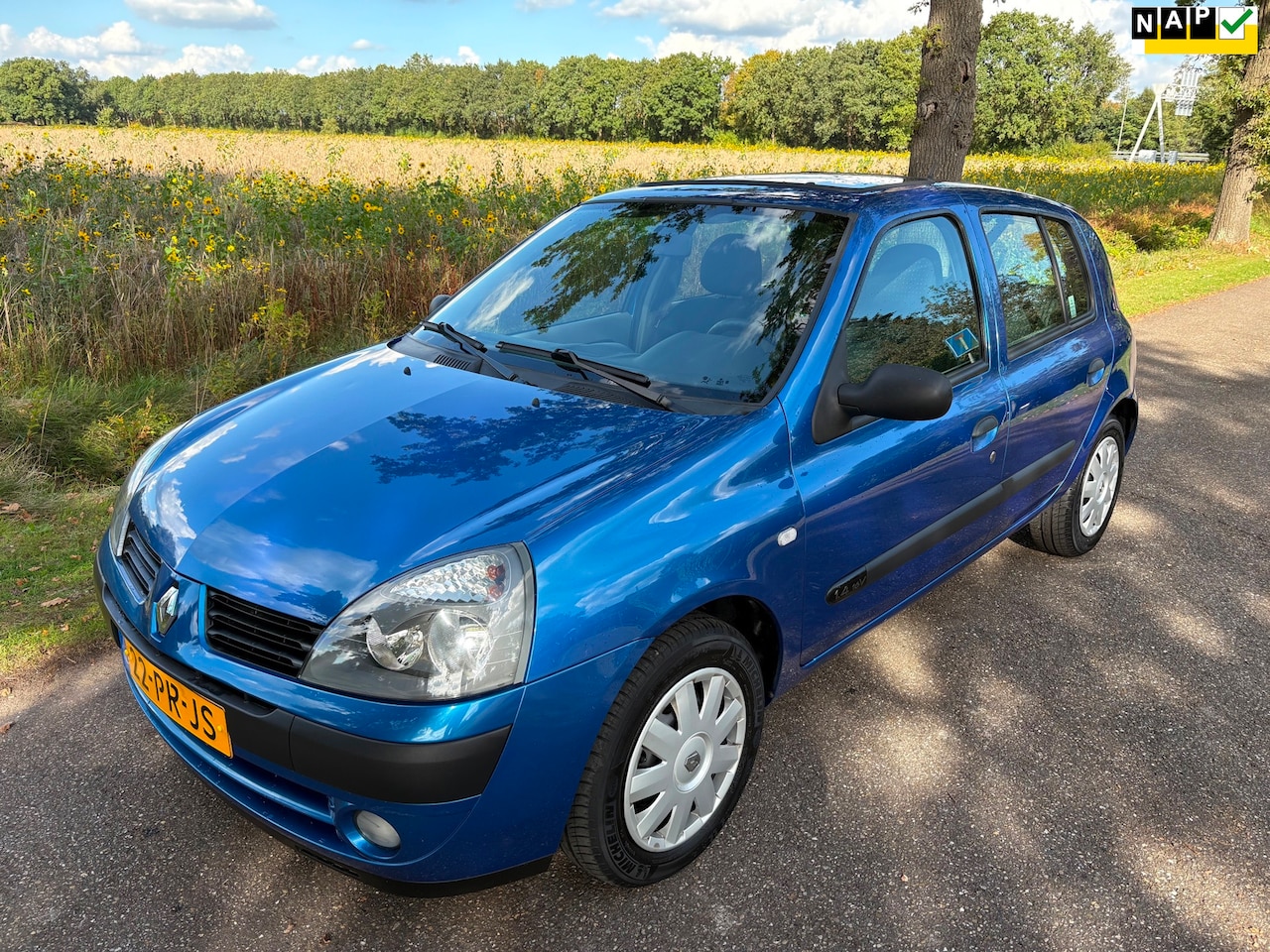 Renault Clio - 1.4-16V Authentique Basis Uniek Km/NW APK/Open dak/Cruise - AutoWereld.nl