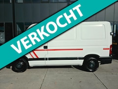 Renault Master - T28 2.5 dCi L1H1 - Airco - Automaat