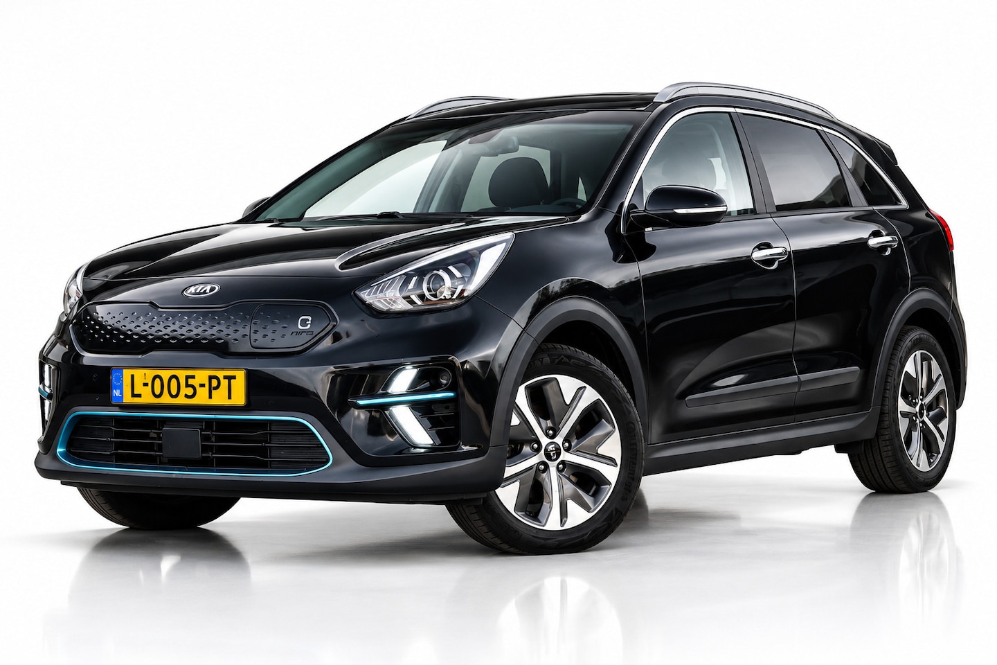 Kia e-Niro - ComfortLine 64 kWh | SOH 97.6% | DEALER ONDERHOUDEN | NAP | APPLE CARPLAY | ANDROID AUTO - AutoWereld.nl