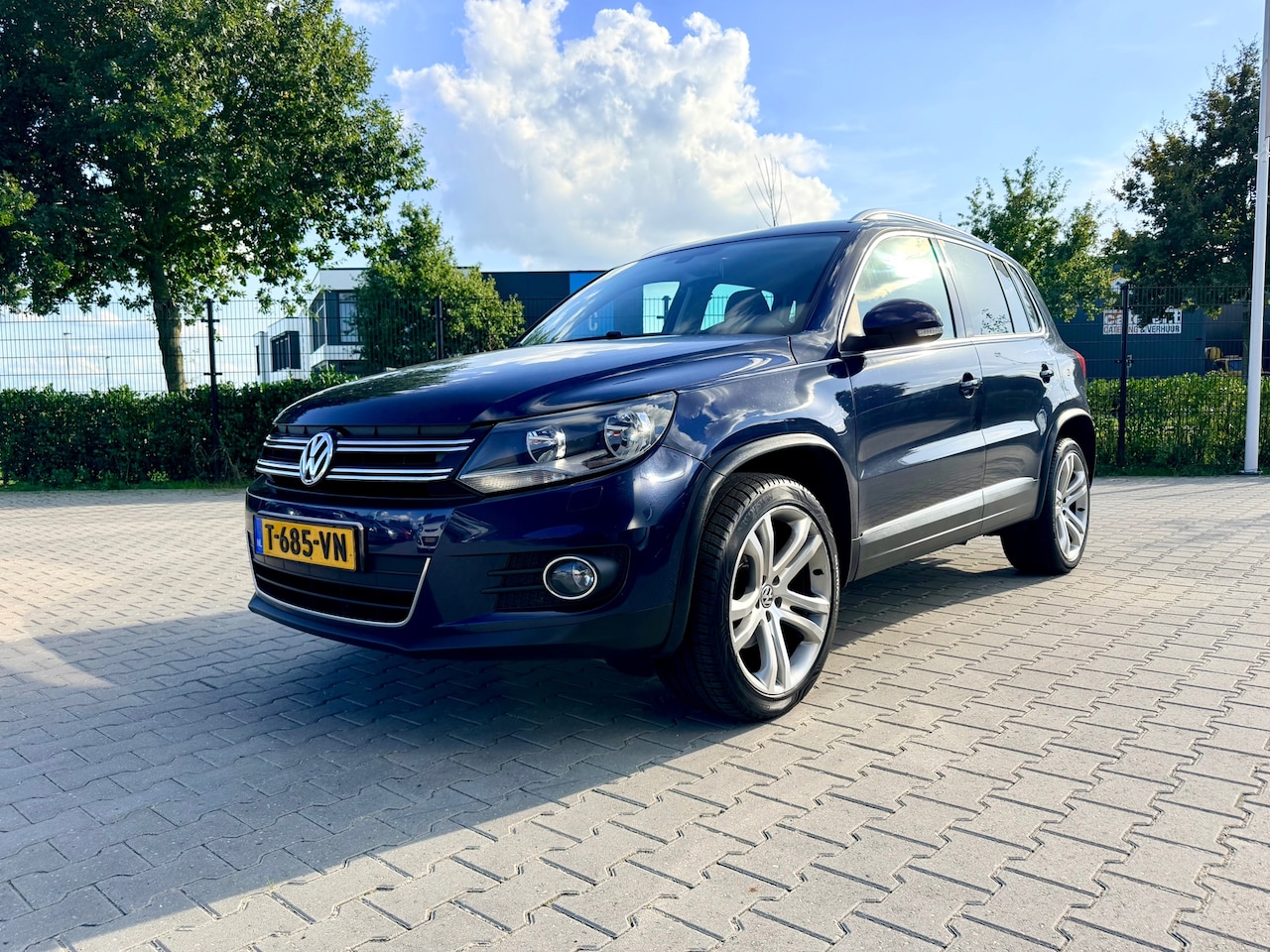Volkswagen Tiguan - 1.4 TSI Sport&Style - AutoWereld.nl