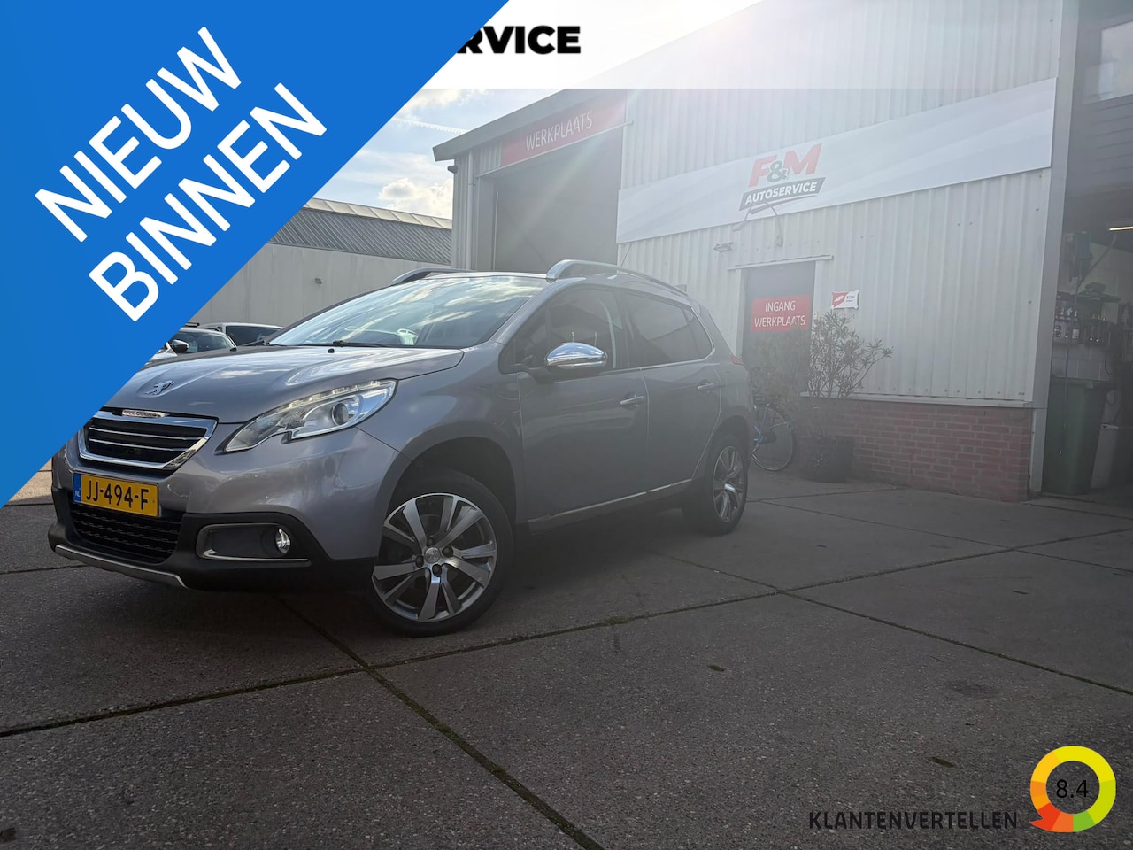 Peugeot 2008 - 1.2 PureTech Allure Clima, cruise, pano, trekhaak, pdc achter - AutoWereld.nl