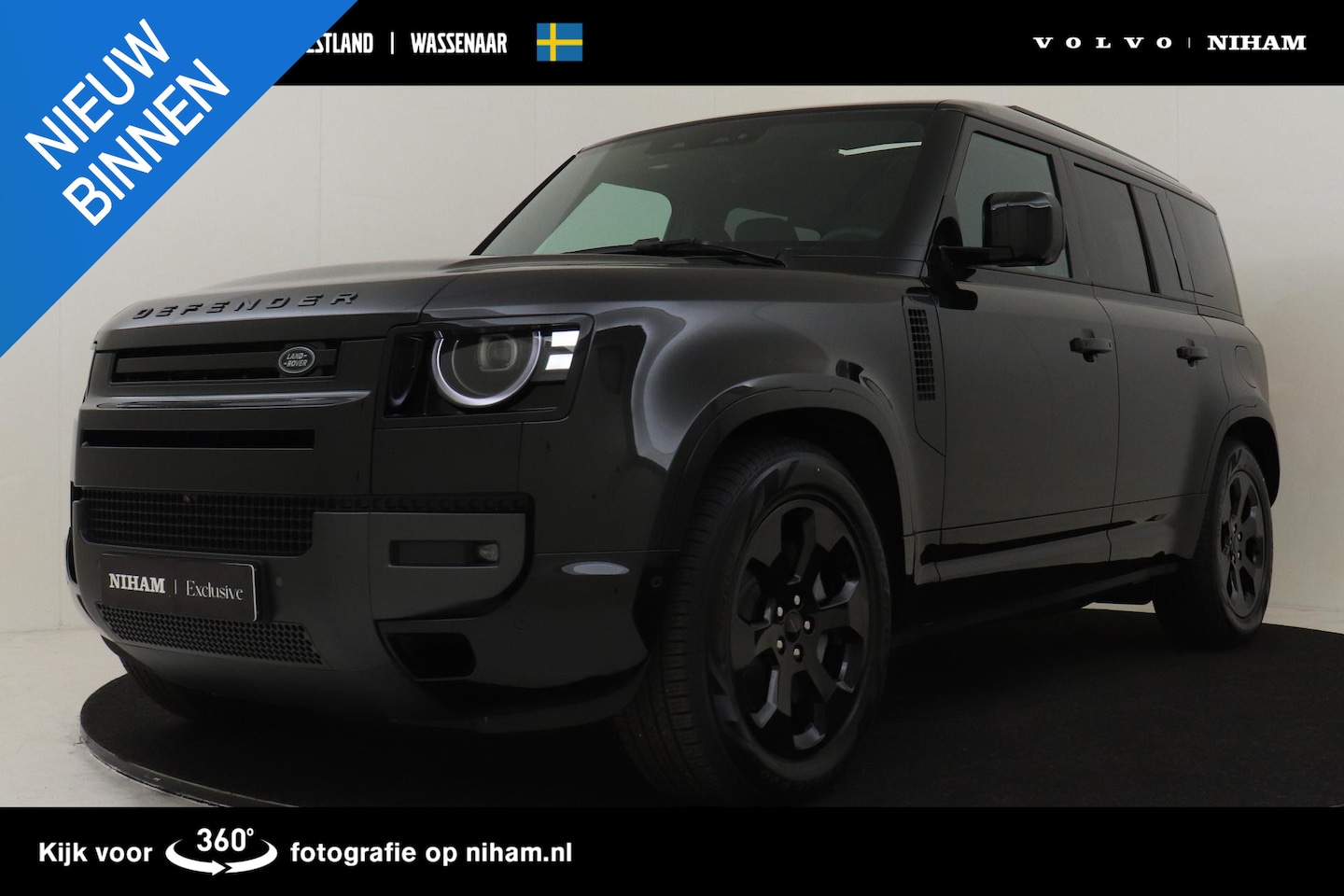 Land Rover Defender 110 - 2.0 P300e 110 X-DYNAMIC SE SANTORINI BLACK|PANO.DAK|TREKHAAK|20"|COLD CLIMATE PACK|STOELVE - AutoWereld.nl
