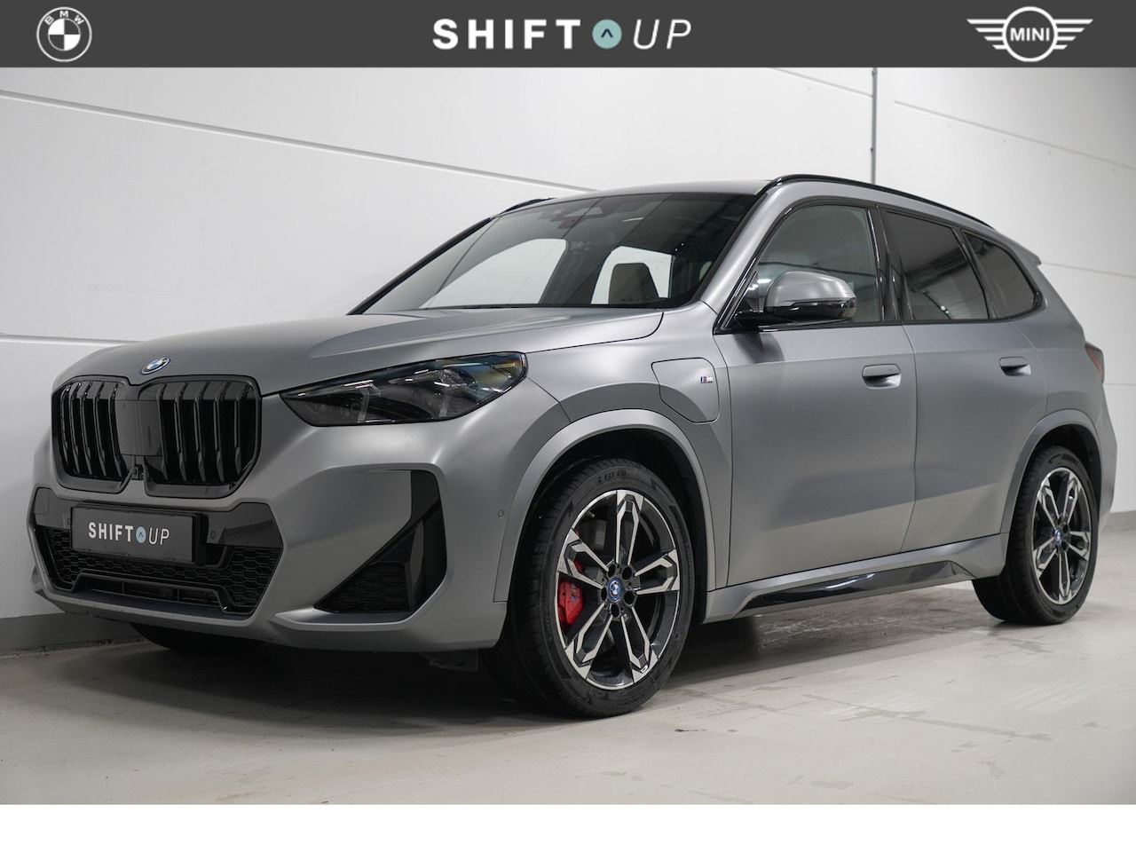 BMW X1 - xDrive30e M-Sport | Panoramadak | Harman Kardon | Elektr. Trekhaak - AutoWereld.nl