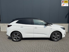 Opel Grandland - 1.6 Turbo Plug-In Hybrid 4x4 GSe Automaat 300PK