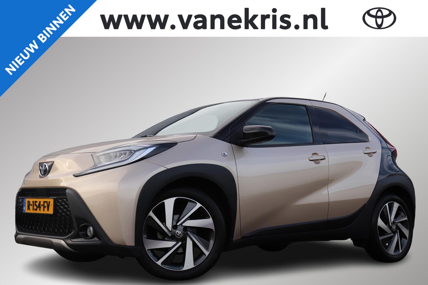 Toyota Aygo X - 1.0 VVT-i MT envy 1.0 VVT-i MT Envy, Apple Carplay, JBL, Cruise control, Parkeercamera! - AutoWereld.nl