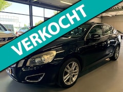 Volvo V60 - 2.0T Summum Clima/Navi/PDC/Leder/Schuifdak/Trekh