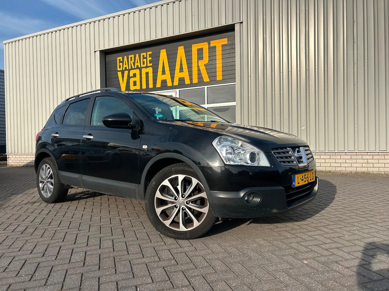 Nissan Qashqai - 2.0 Acenta 4WD | PANO DAK | NAVI | BAK KAPOT | - AutoWereld.nl