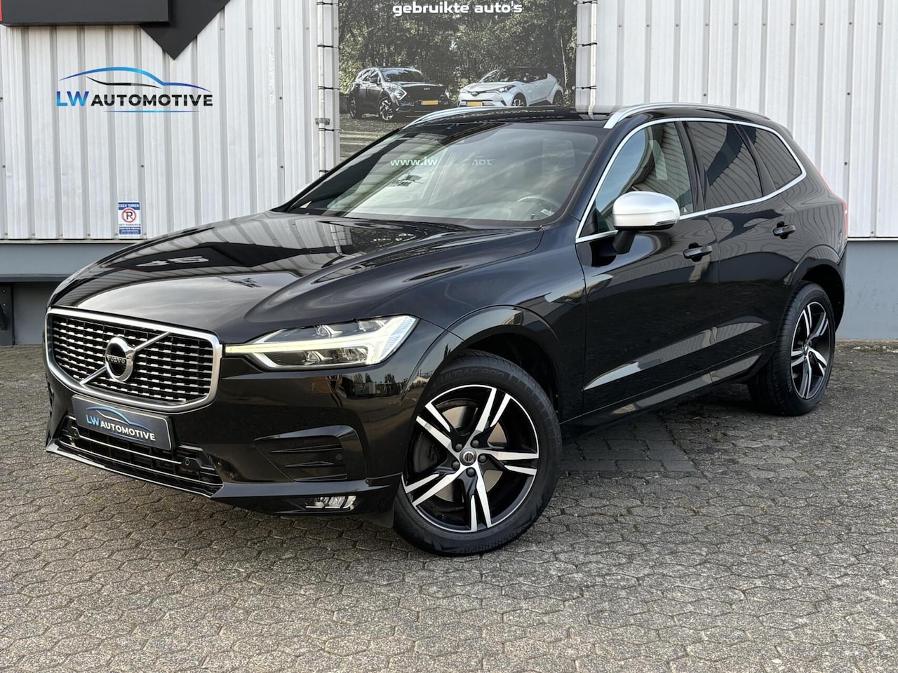 Volvo XC60 - 2.0 T4 Inscription R-Design | Harman & Kardon | Camera | Stoelverwarming - AutoWereld.nl