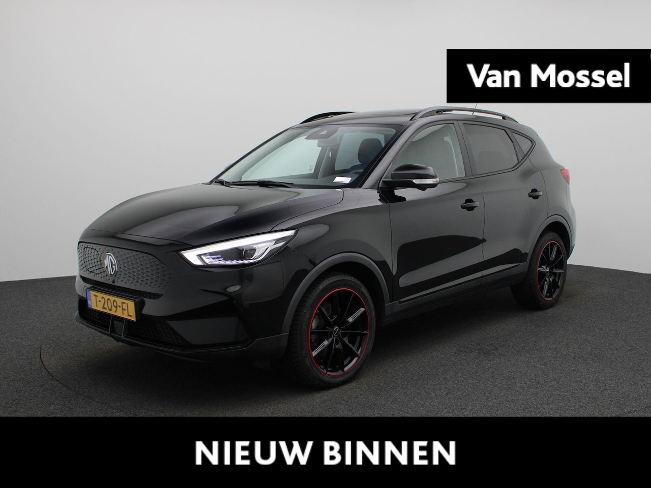 MG MG ZS EV - EV Long Range Luxury 70 kWh - AutoWereld.nl