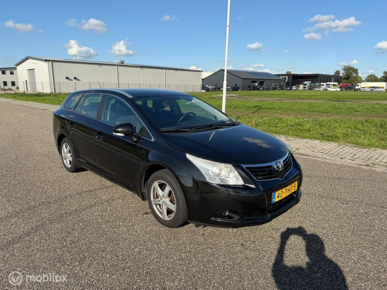 Toyota Avensis - 1.8 VVTi Business Limited 1.8 VVTi Business Limited - AutoWereld.nl