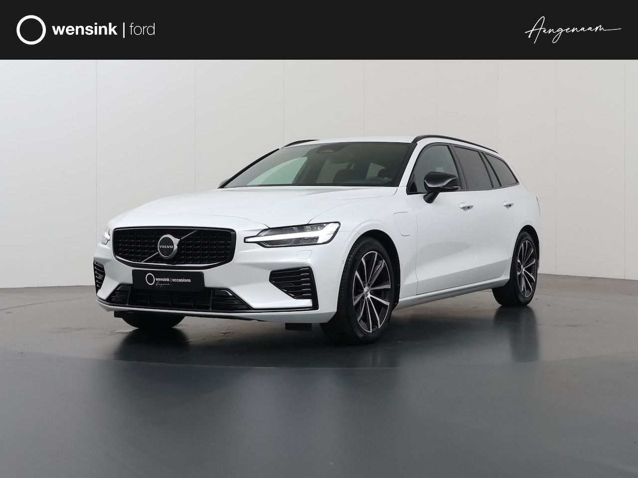 Volvo V60 - 2.0 T8 Plug-in hybrid AWD Plus Dark | Elektr. Trekhaak | H&K Audio | Leder | 360 Camera | - AutoWereld.nl