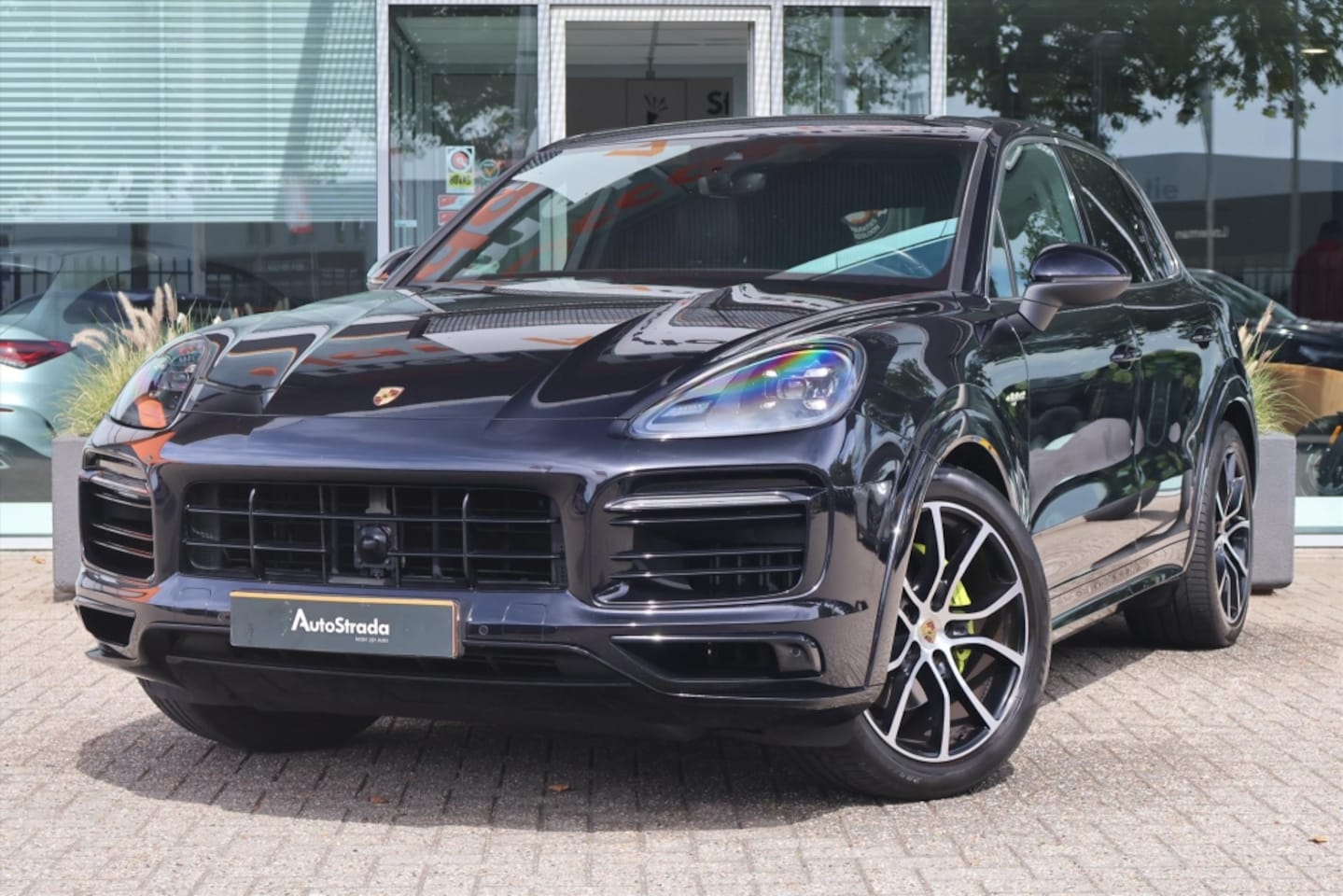 Porsche Cayenne - 3.0 V6 462pk E-Hybrid | Chrono | Bose | ACC | Camera | Trekhaak | Luchtvering | - AutoWereld.nl