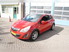 Opel Corsa - 1.4-16V Color Edition