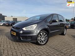 Ford S-Max - 2.0-16V/trekhaak/cruis control/appelcarplay
