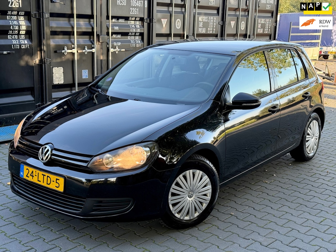 Volkswagen Golf - 1.2 TSI Trendline BlueMotion 1e Eigenaar ! - AutoWereld.nl