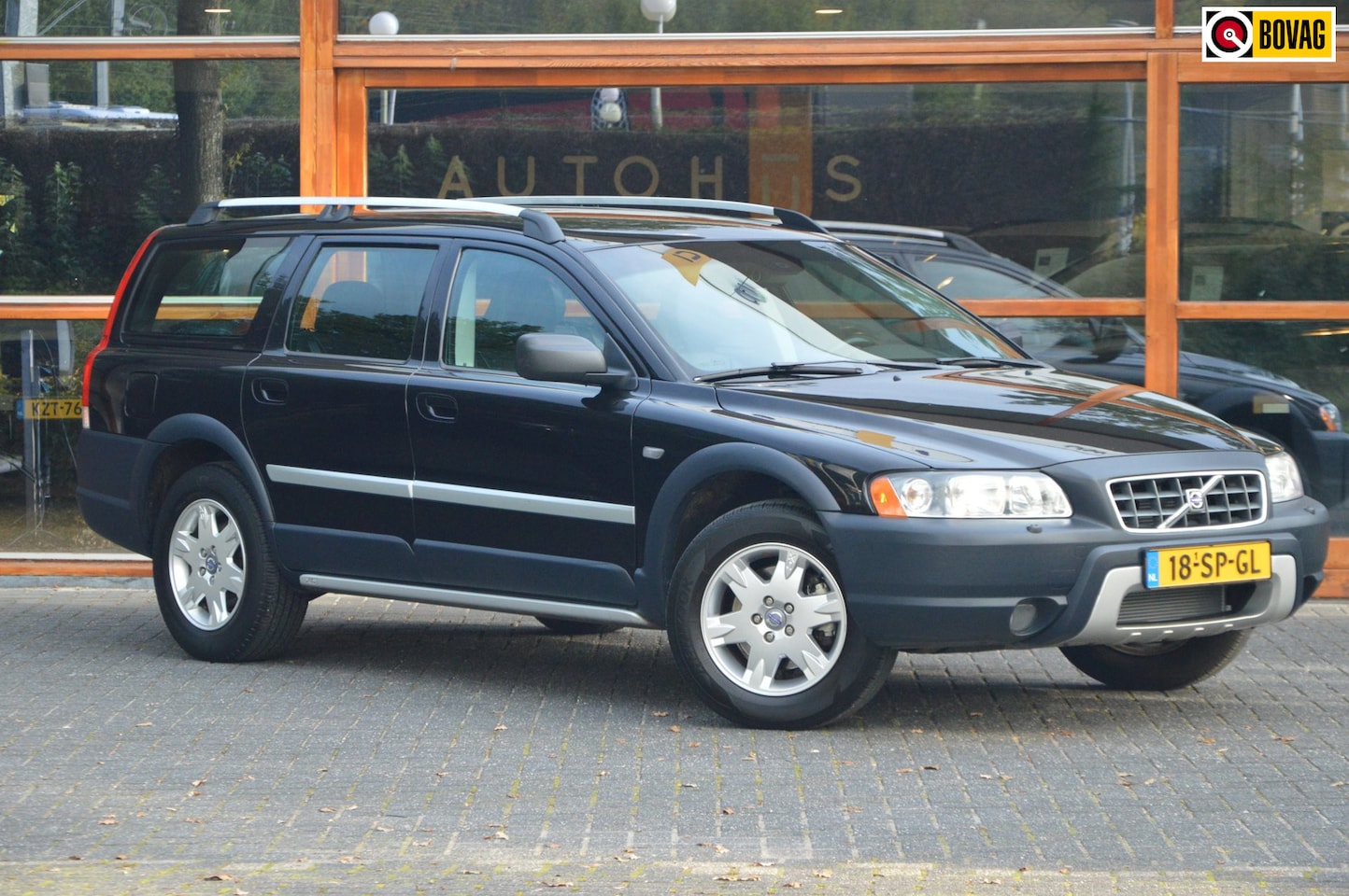 Volvo XC70 - 2.5 T AWD | Perfect onderhouden | Automaat | Trekhaak | AC | Stoelverwarming | - AutoWereld.nl