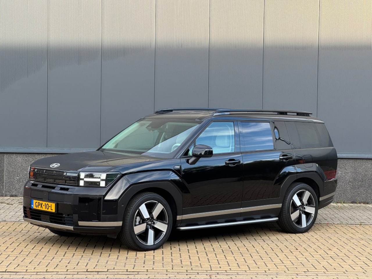 Hyundai Santa Fe - 1.6 T-GDI PHEV Premium 4WD 7p. 1.6 T-GDI PHEV Premium 4WD 7p Leer - AutoWereld.nl