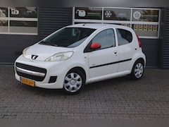Peugeot 107 - 1.0-12V Millesim 200