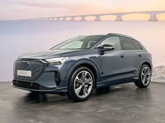 Audi Q4 e-tron - S edition e-tron 45 82 kWh 210 kW / 286 PK SUV Ele