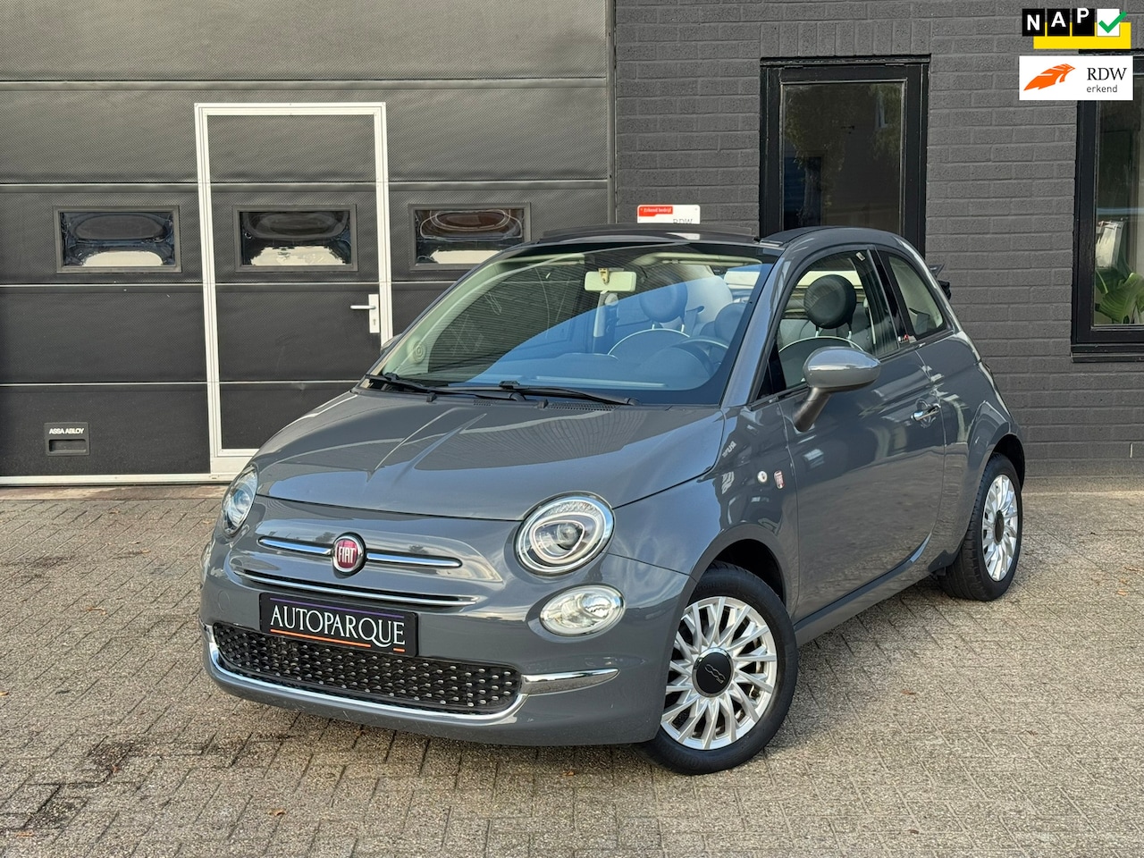 Fiat 500 C - 0.9 TwinAir Turbo Lounge - Origineel NL - Cruise - Airco - AutoWereld.nl