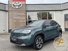 Toyota Yaris Cross - HYBRID 130 FIRST EDITION NIEUW MODEL 2026 DIRECT LEVERBAAR STOEL/STUURVER LED 17'' LM-VELG