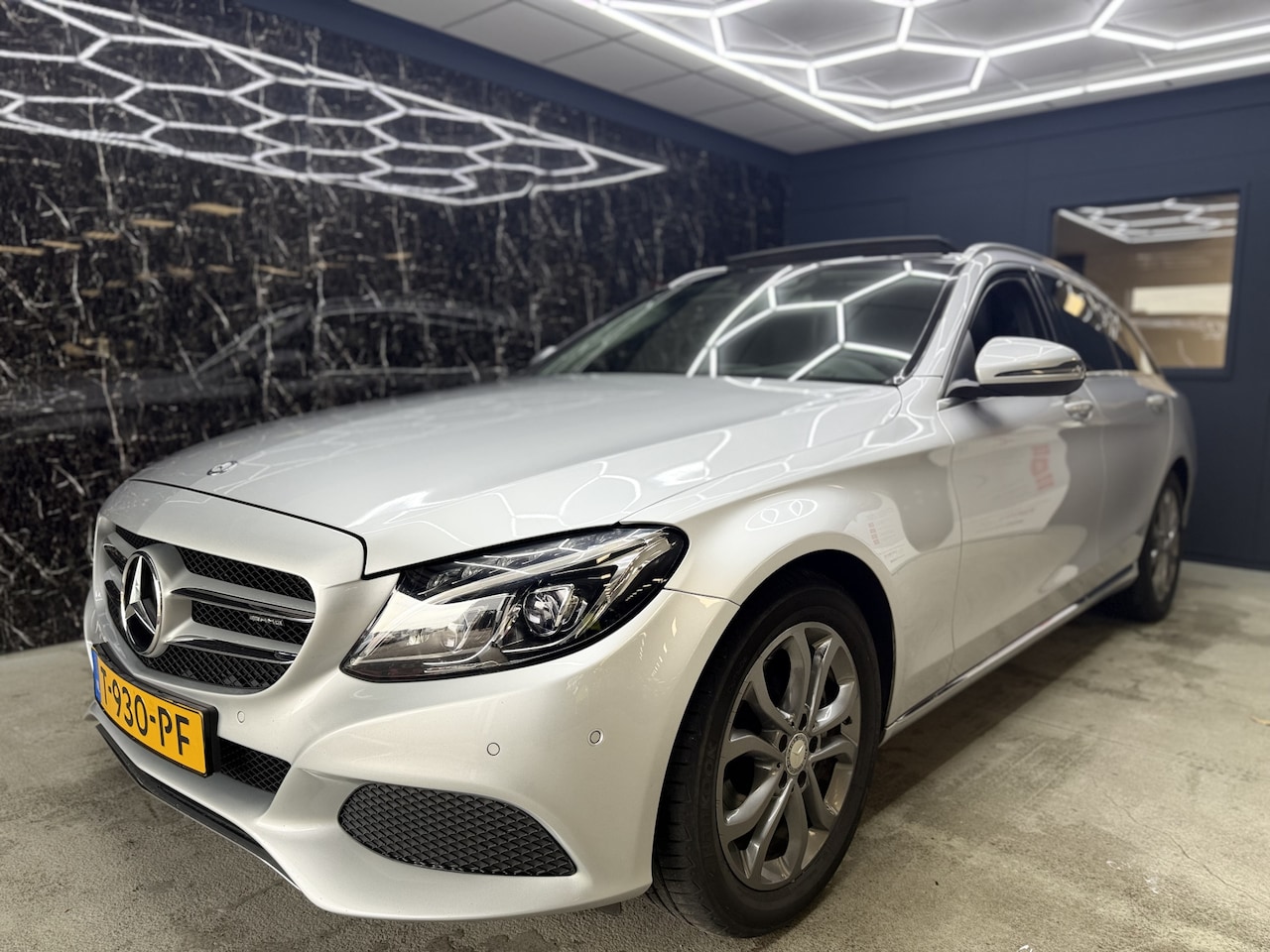 Mercedes-Benz C-klasse Estate - 300 Prestige Panorama dak - AutoWereld.nl