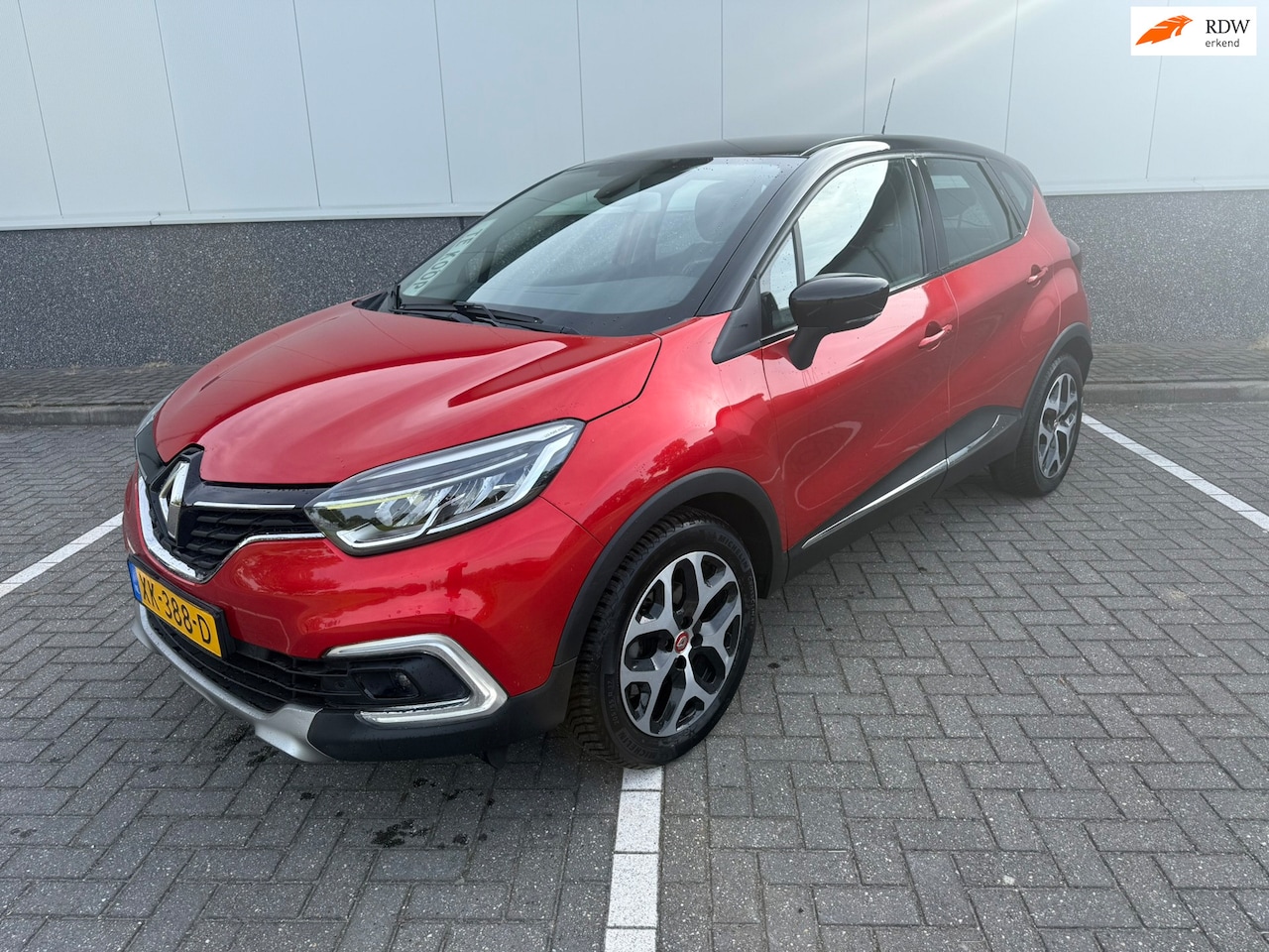 Renault Captur - 1.2 TCe Edition One automaat trekhaak camera - AutoWereld.nl