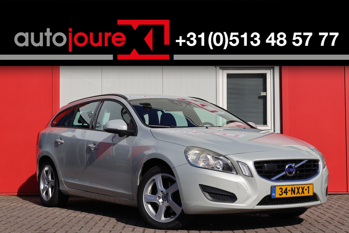 Volvo V60 - 1.6 T3 Kinetic 1.6 T3 Kinetic - AutoWereld.nl