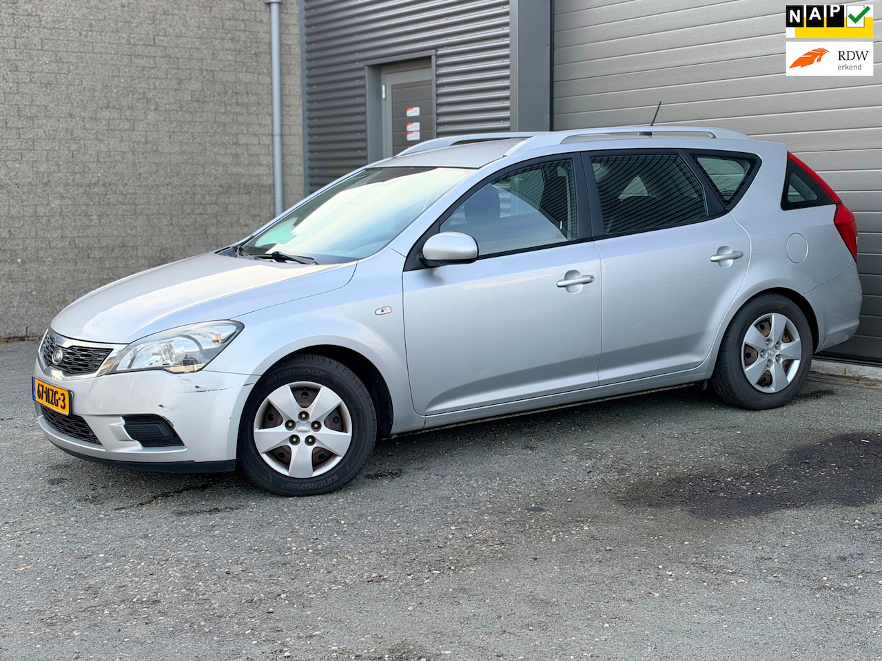 Kia Cee'd - 1.4 CVVT X-tra 1.4 CVVT X-tra - AutoWereld.nl