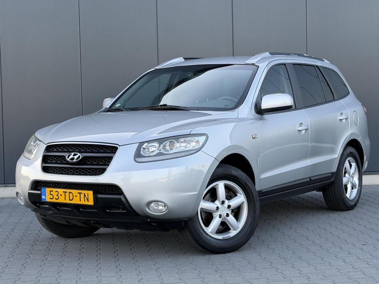 Hyundai Santa Fe - 2.7I V6 Dynamic 7-Persoons - Goed Onderhouden - Nette Auto - AutoWereld.nl