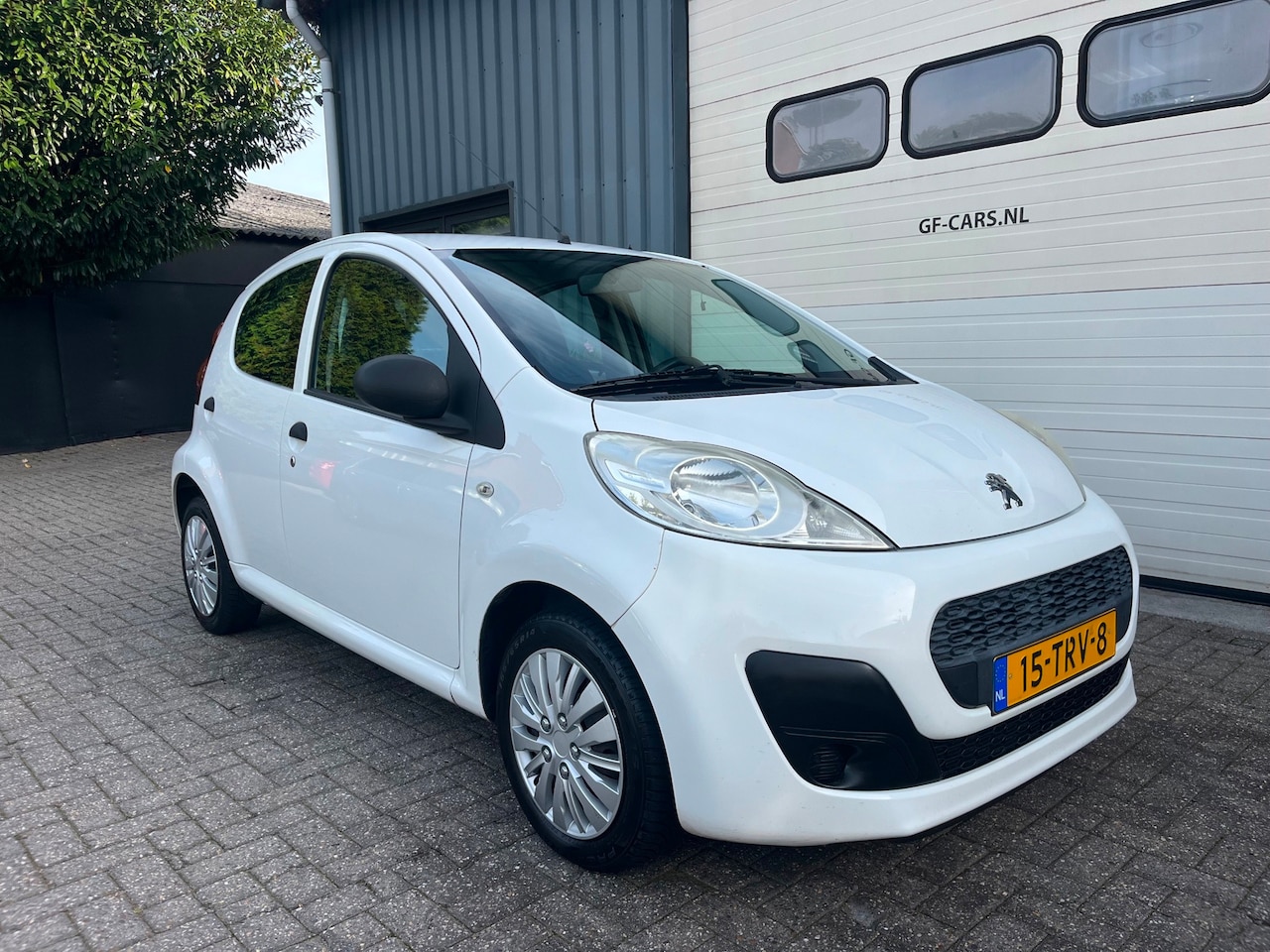Peugeot 107 - 1.0 Access Accent APK Nieuw 2012 AIRCO - AutoWereld.nl