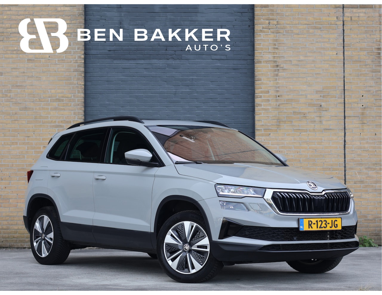Skoda Karoq - 1.5 TSI DSG Business Edition Plus | Pano | ACC | Trekhaak | Stoelverwarming | - AutoWereld.nl