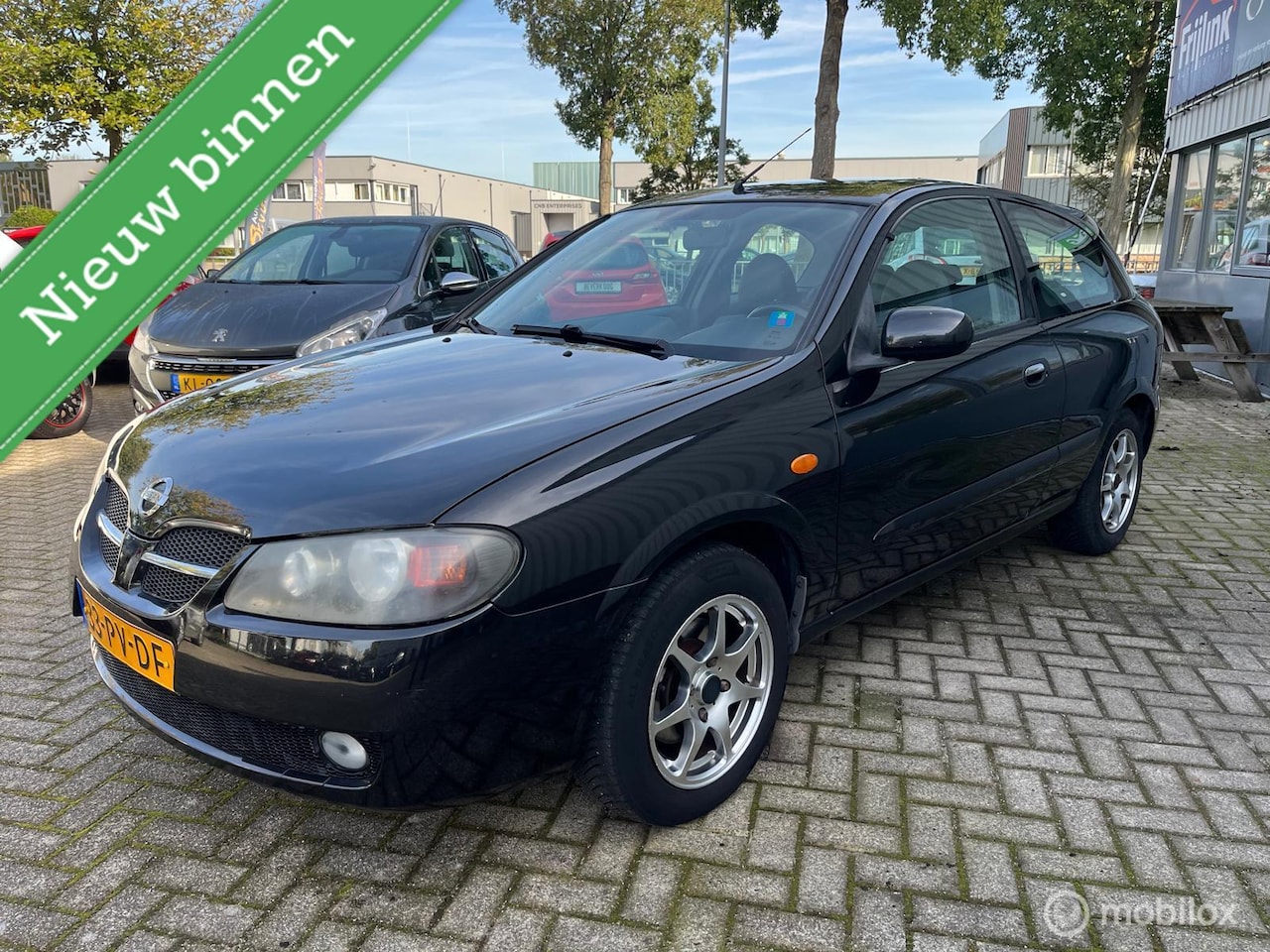 Nissan Almera - 1.5 Acenta 1.5 Acenta - AutoWereld.nl