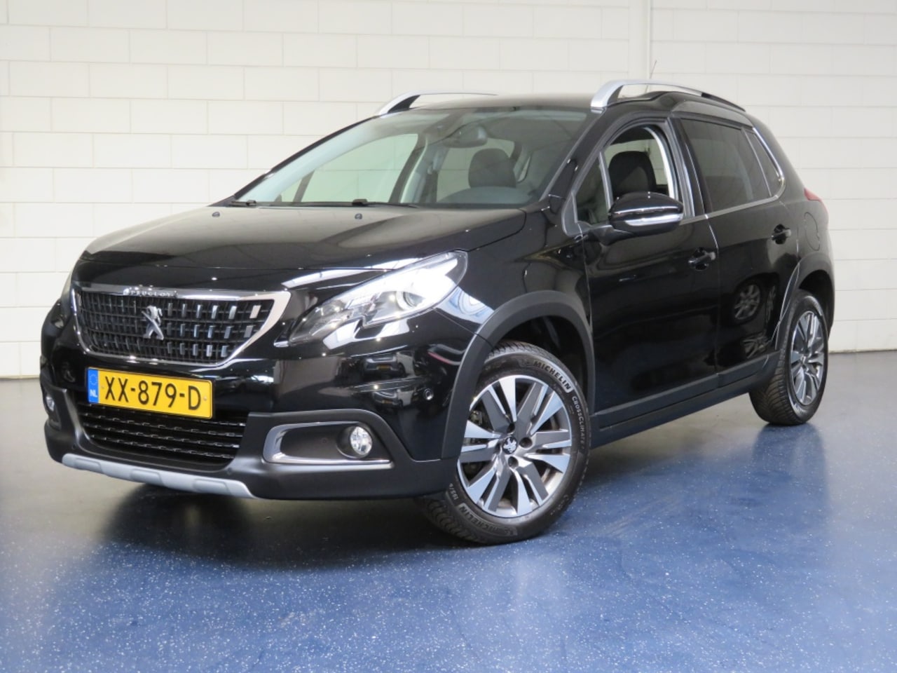 Peugeot 2008 - AUTOMAAT 1.2 PureTech Allure - AutoWereld.nl